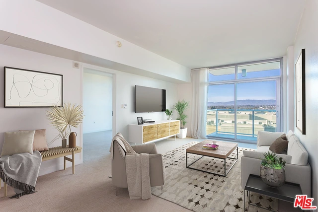 13700 MARINA POINTE DR Unit: 721