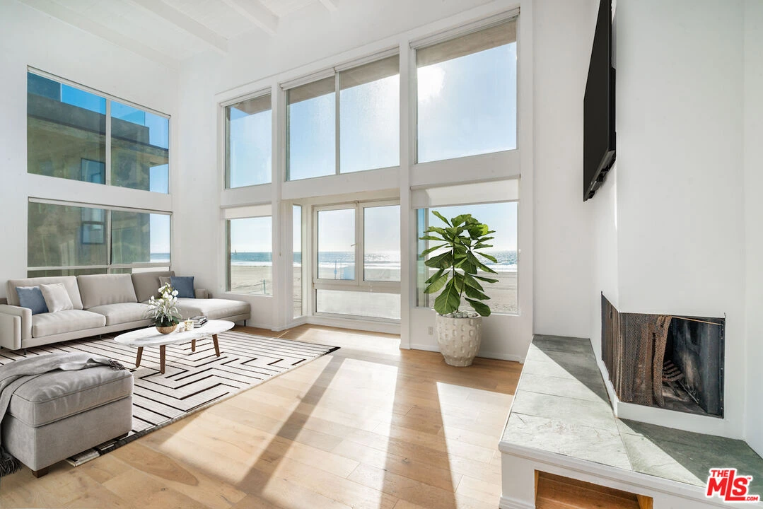 3711 OCEAN FRONT Unit: 3